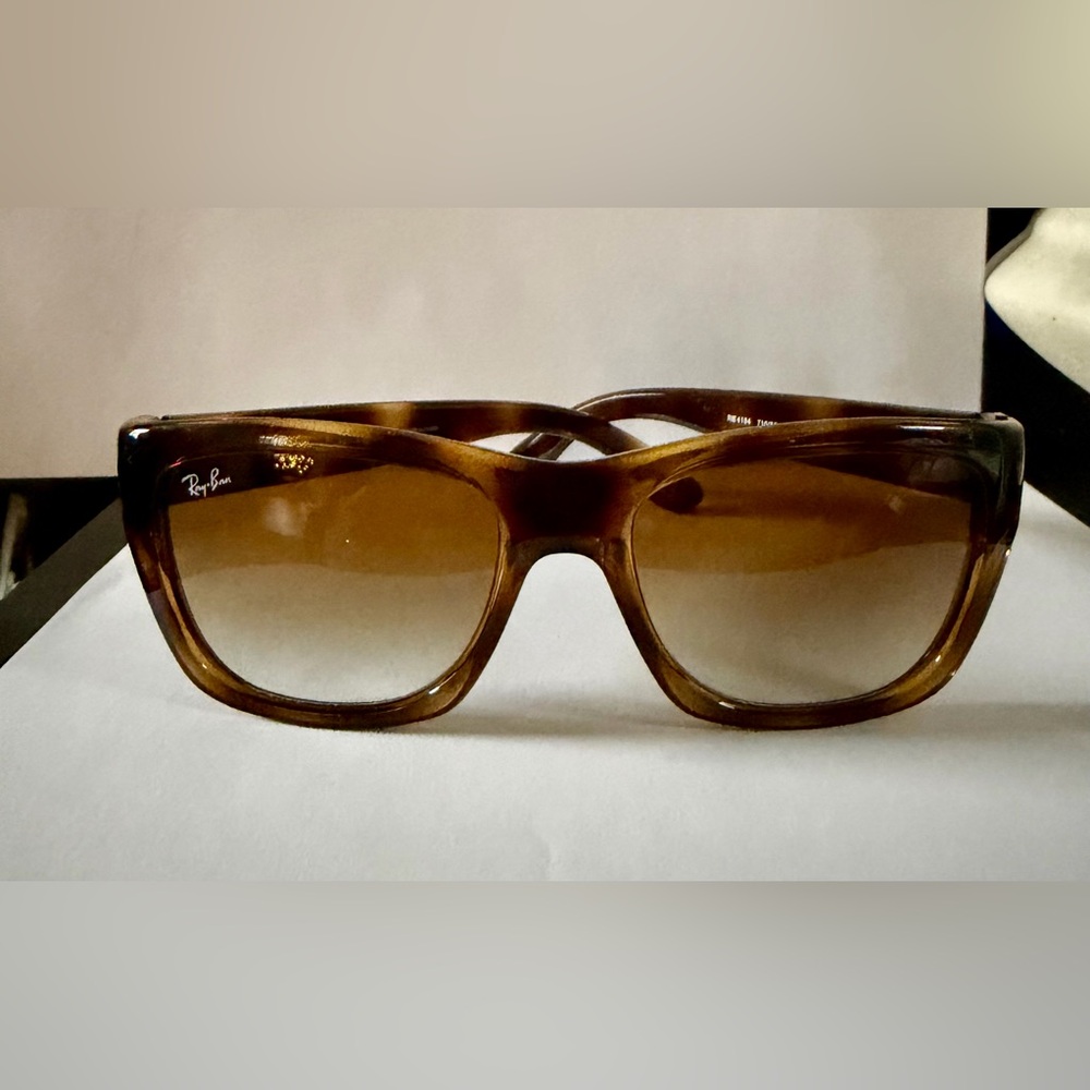 Ray-Ban Tortoise Shell Sunglasses